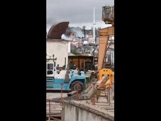 Атака на порт в Севастополе попала на видео