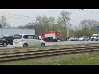 Торговый центр загорелся в Хабаровске, площадь пожара не уточняется, сообщили в МЧС. Самостоятельно из здания вышли 270 человек,