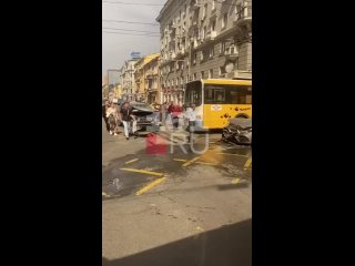 ⚡️Жесткая авария на перекрестке Ворошиловский/Садовая.