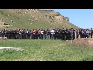 Похороны убитых из автоматов сотрудников МВД в Карачаево-Черкесии