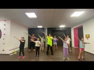 Видео от Zumba Kids «YES» | фитнес-танцы Воронеж ВАИ