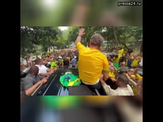 Анонсированные экс-главой Бразилии Болсонару протесты в Сан-Паулу. Местная пресса пишет о нескольких