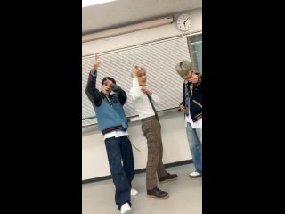 TAEYONG ’TAP’ CHALLENGE WITH JENO AND JAEMIN