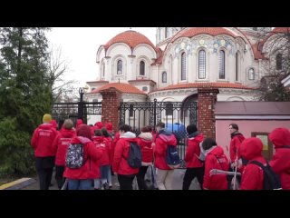 «Волонтерская Рота» Северной столицы приняла участие в месячнике благоустройства
