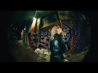 Julie Bergan - Kiss Me Better (Official Music Video).mp4