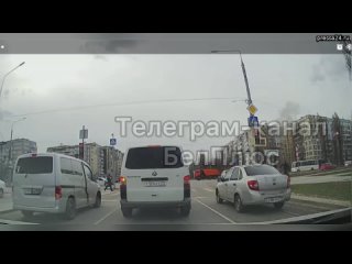 Враг атаковал многоэтажку в Белгороде с помощью БПЛА — губернатор Гладков  Беспилотник самолетного