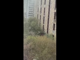 Два человека пострадали при пожаре в жилом доме на Волжском бульваре в Москве Огонь вспыхнул на балконе восьмого этажа.