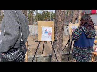 В парках города Улан-Удэ прошла праздничная программа, посвященная празднику Весны и Труда. Выступления любимых солистов и творч