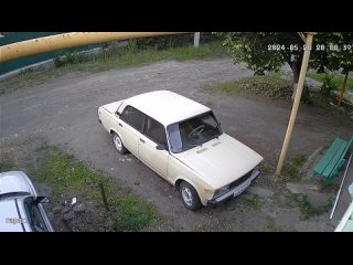 Жители поселка Вербенка делятся кадрами, на которых слышен громкий хлопок. (видео)