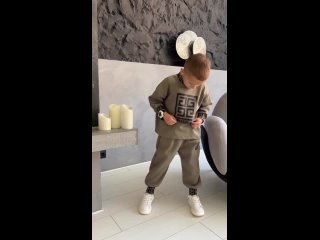 Видео от Alisenochek︎ • Одежда и обувь для ваших деток