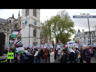 Des manifestants pro-palestiniens se rassemblent  Londres contre les livraisons d'armes  Tel-Aviv