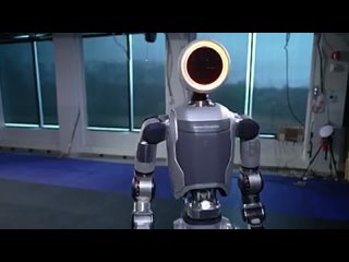 Boston-Dynamics-says-goodbye-to-its-Atlas-robot-and-now-presents-the-new-version-of-Atlas-1713424103611.mp4