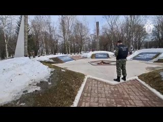 В Ленинградской области неизвестный осквернил мемориал «Памяти павших»