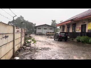 [INDOVILLAGE] Super heavy rain and strong winds in my village | thunderstorm | fall asleep to the sound of rain