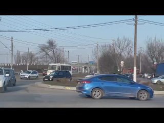 🚗🚙🚛Белгород, Краснодар, Москва, Ульяновск, новые регионы: все поехали через Каменск-Шахтинский объезжать закрытый переезд.