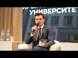 Политолог Иван Мезюхо: Владимир Зеленский тасует старую колоду