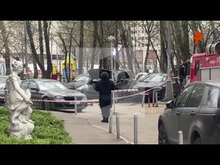 Владельцем взорванного автомобиля в Москве оказался бывший сотрудник СБУ Василий Прозоров, сообщает источник РЕН ТВ