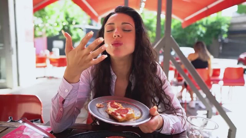 Latina Loves Pizza with Cum