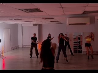 Видео от Maybe Dance - школа танцев Павшинская пойма