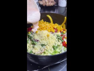 Высокобелковый салат с обалденной заправкой