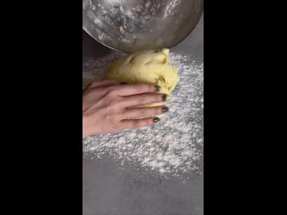 🥔 КАРТОФЕЛЬНЫЕ ОЛАДЬИ 🥔

🥔 ИНГРЕДИЕНТЫ 🥔

-картофел