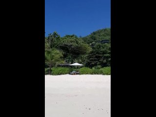 Пляж Anse Petit beach. Маэ. Сейшелы 2024