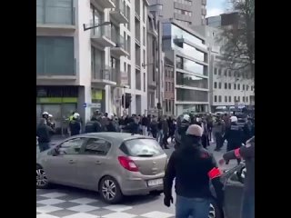 BREAKING - Kurdish immigrants in Belgium wreak havoc with Molotov cocktails, sparking clashes with Turks and police