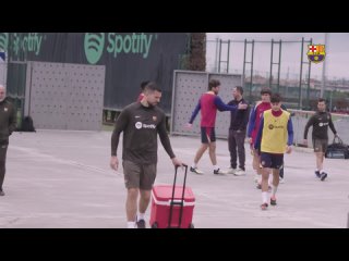 ФК Барселона - тренировка команды