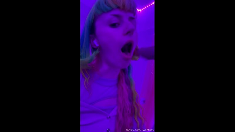 Tweetney - 155 Fansly Anal Pussy Gape Анал Пизда Дилдо Dildo Prolapse Fisting Пролапс Фистинг Teen Whore Slut Blowjob Сосёт Cum