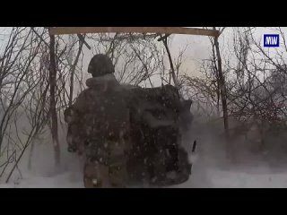 Соmbat work of crews of D-30 howitzers