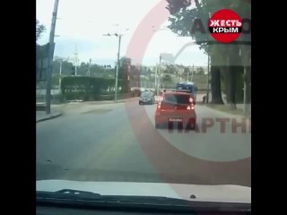 Машины севастопольской полиции разваливаются на ходу в прямом смысле