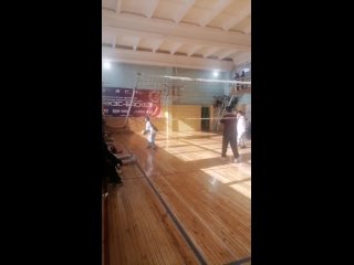 Смешанный волейбол среди 9-11 классов с участием родителей