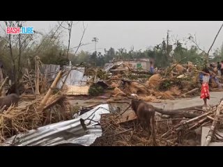 🇮🇳 Четверо погибших и около 100 разрушенных домов при прохождении торнадо в Джалпайгури