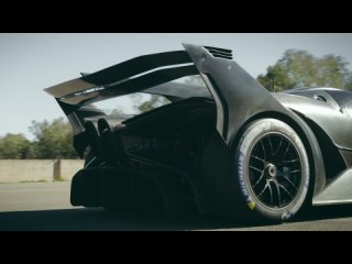 Главред Top Gear прокатился на Bugatti Bolide