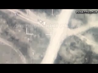 🇷🇺🇺🇦🇫🇷 Footage of Russian drone pilots destroying a French-made Caesar self-propelled gun. The operator’s genuine emotions.