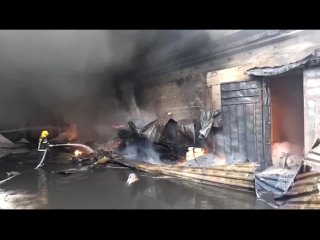 Дополнительные кадры тушения пожара в Подмосковье