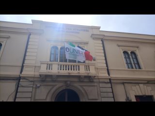 Видео от Итальянский в Италии. Università Dante Alighieri