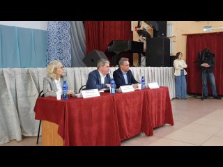 Встреча мэра Архангельска Дмитрия Морева с жителями округа Майская Горка.
