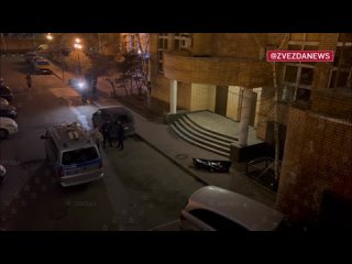Le chanteur d'opra Evgueni Koungourov a t retrouv mort prs de son domicile, rue Zoologicheskaya  Moscou, rapporte Mash