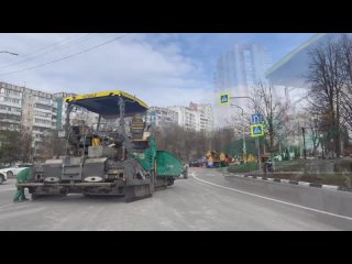 Ремонт дороги на месте схода боеприпаса на проспекте Ватутина стартовал в Белгороде
