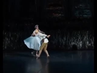 Отрывок из балета Д. Шостаковича “Светлый ручей“ с Николаем Цискаридзе