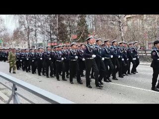 Военно-патриотический клуб ИСКРАtan video