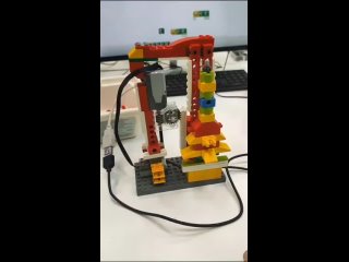 Видео от Клуб робототехники LEt`sGO