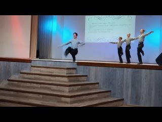 Матросский танец Яблочко Отчётный концерт отделения ХТ РМК имени Пироговых