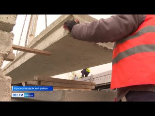 В Крыму идёт капитальный ремонт моста, соединяющего два посёлка