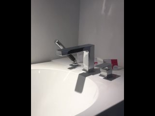 Видео от Премиальная сантехника и мебель для ванной JD