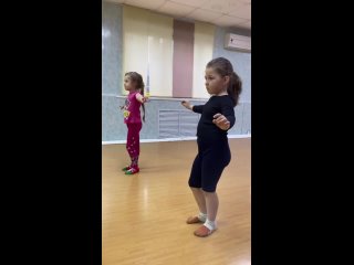 Video by Школа-студия восточного танца Чароит(Волжский)