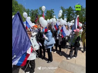 Более 5 тыс. человек приняли участие в первомайском шествии Май! Труд крут! в Москве.