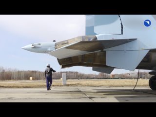 Партию новых истребителей Су-35С изготовил и передал армии Ростех