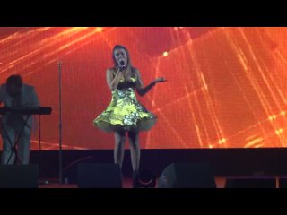 Оксана Почепа (Акула) - Она () Live